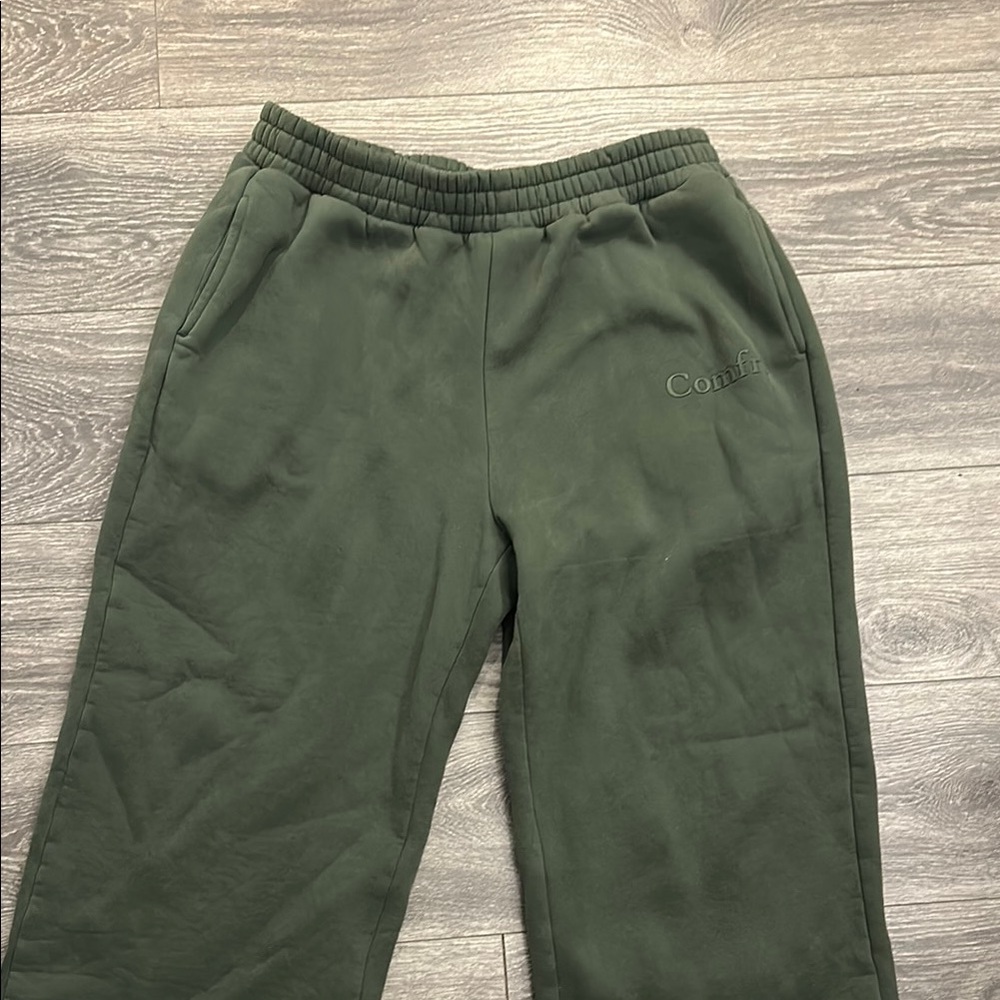 Comfrt Green Sweatpants
